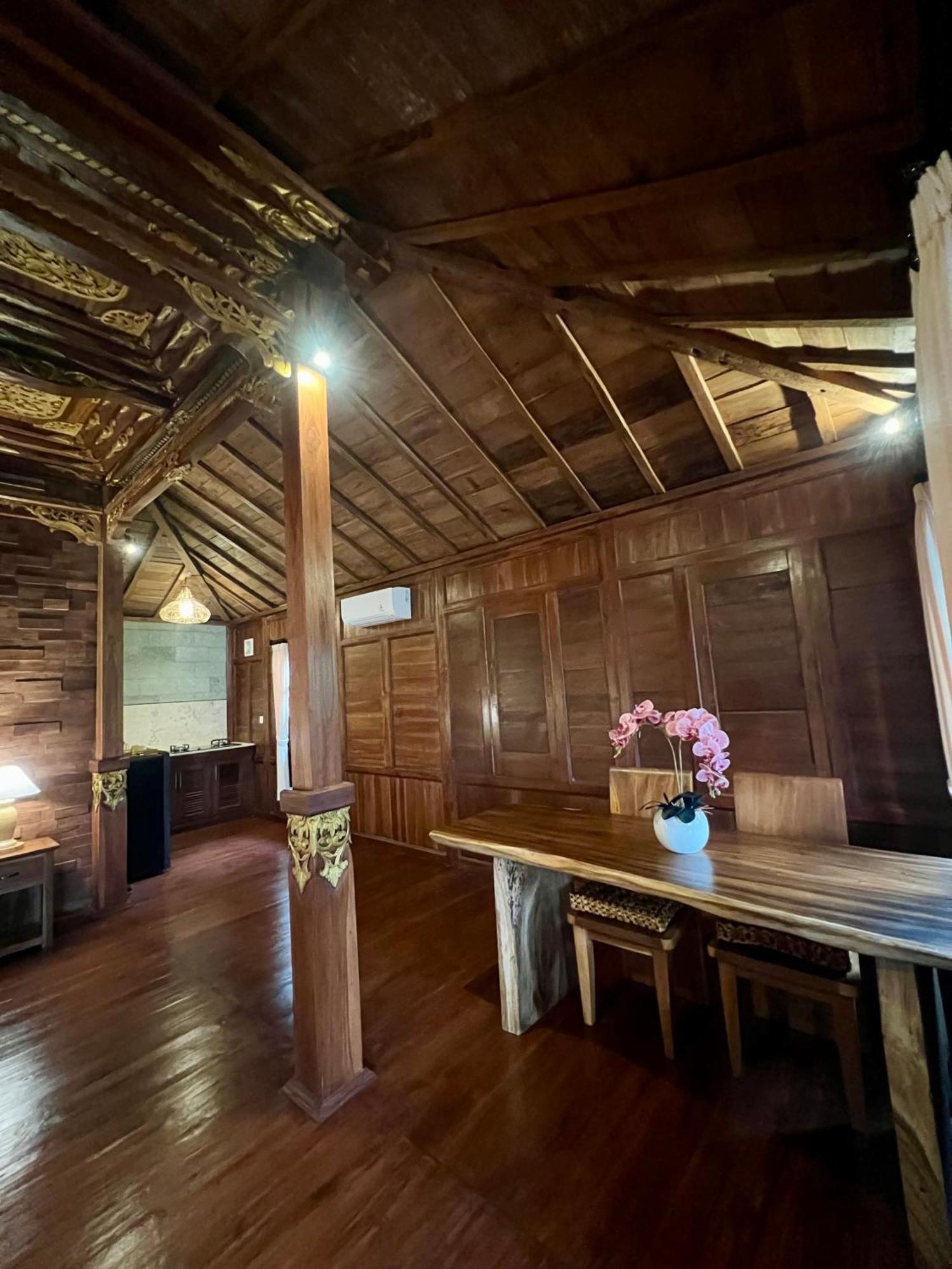 Casa de hóspedes Virani *